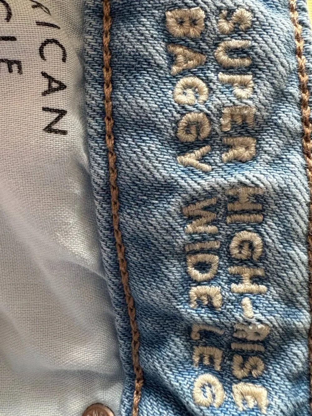 American Eagle Super High-Rise Baggy Wide Leg Jeans - Short Length - Picture 3 of 5